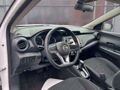 Used 2022 Nissan Kicks S FWD image 20