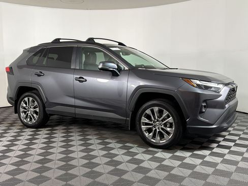 Used 2024 Toyota RAV4 XLE Premium AWD/4WD image 6