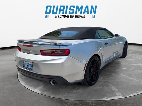 Used 2018 Chevrolet Camaro SS RWD image 6