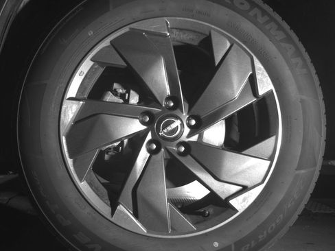 Used 2025 Nissan Rogue SV AWD/4WD image 12