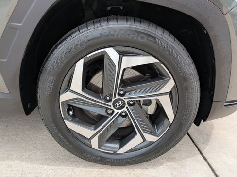 Certified 2022 Hyundai Tucson Limited w/ Cargo Package FWD image 9