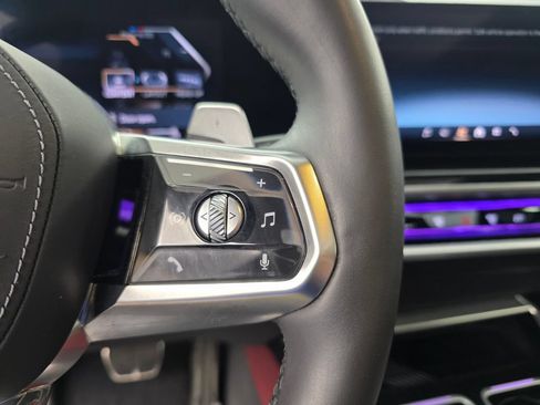 Certified 2025 BMW 740i RWD image 20