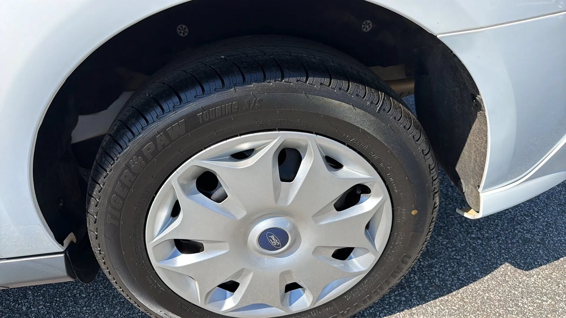 Used 2018 Ford Transit Connect XLT FWD image 22