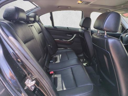 Used 2011 BMW 335i xDrive Sedan AWD/4WD image 20