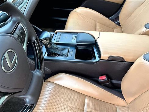 Used 2019 Lexus ES 350 w/ Accessory Package 2 FWD image 16