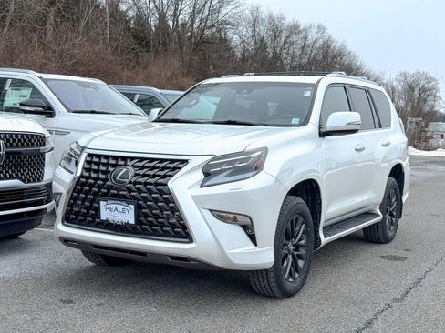 Used 2023 Lexus GX 460 Premium image 3