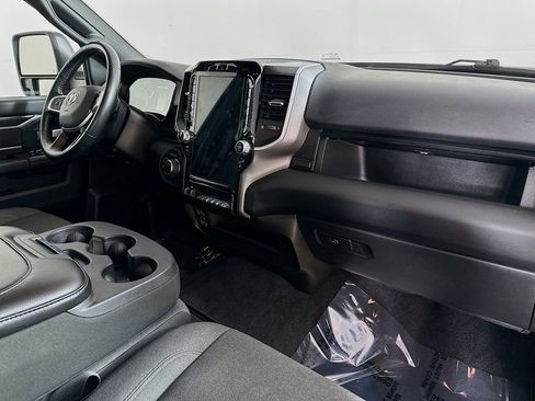 Certified 2024 RAM 2500 Big Horn w/ Sport Appearance Package image 38