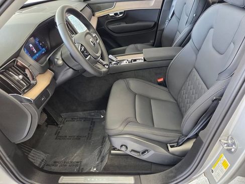 Certified 2025 Volvo XC90 B5 Plus image 14