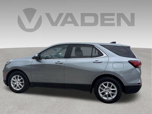 Used 2024 Chevrolet Equinox LT FWD image 23