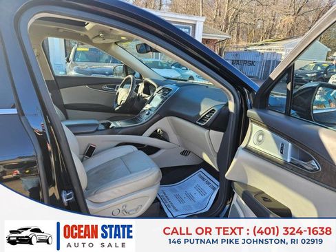 Used 2016 Lincoln MKX Reserve w/ Luxury Package image 13