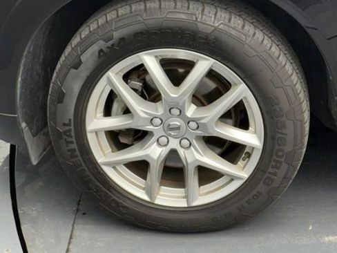 Used 2021 Volvo XC60 T5 Momentum image 35