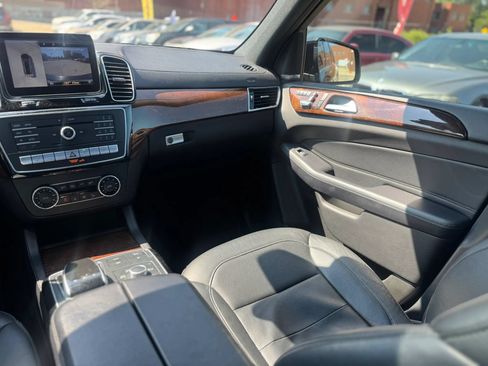 Used 2018 Mercedes-Benz GLS 450 4MATIC image 14