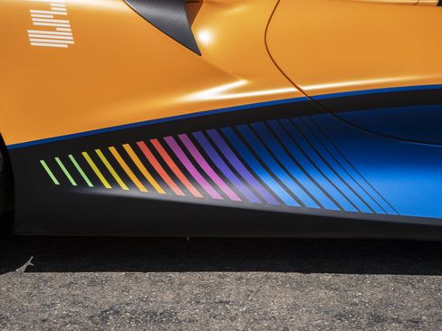 Used 2021 McLaren Elva RWD image 16