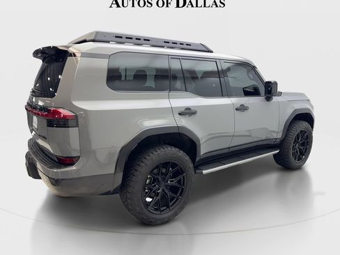 Used 2024 Lexus GX 550 w/ Accessory Package (Z1) AWD/4WD image 6