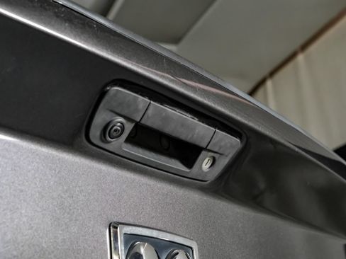 Used 2018 RAM 2500 Tradesman w/ Chrome Appearance Group AWD/4WD image 45