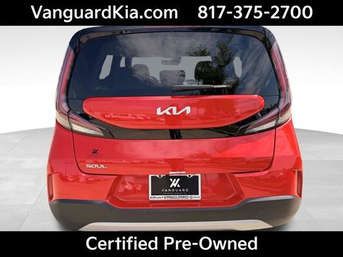 Certified 2025 Kia Soul LX w/ LX Technology Package image 3