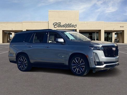 Certified 2024 Cadillac Escalade Sport Platinum image 3