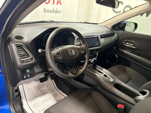 Used 2018 Honda HR-V EX image 25