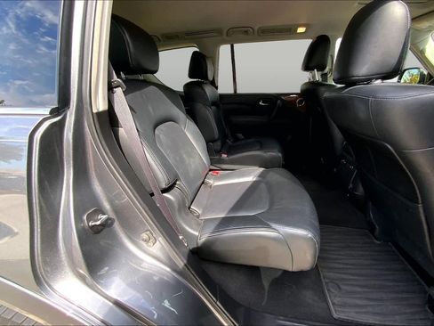 Used 2019 INFINITI QX80 Luxe w/ All-Season Package AWD/4WD image 19