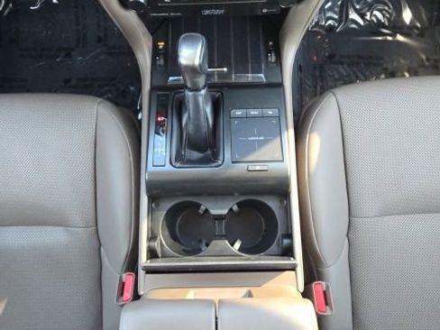 Used 2022 Lexus GX 460 Premium image 40