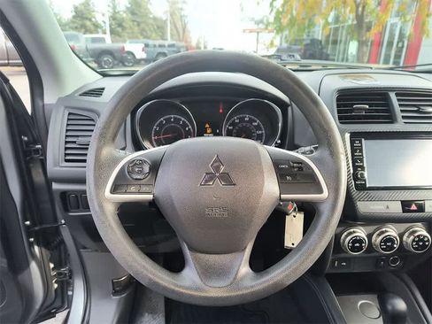Used 2020 Mitsubishi Outlander Sport ES image 14