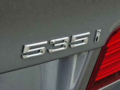 Used 2015 BMW 535i xDrive Sedan AWD/4WD image 30