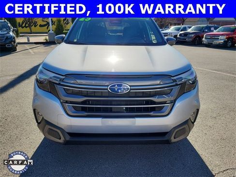 Certified 2025 Subaru Forester Limited image 9