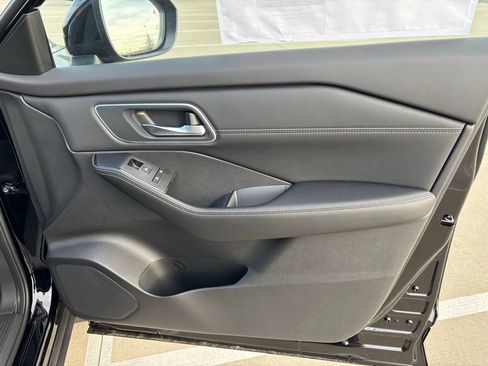 New 2026 Nissan Rogue Platinum w/ Platinum Premium Package image 15