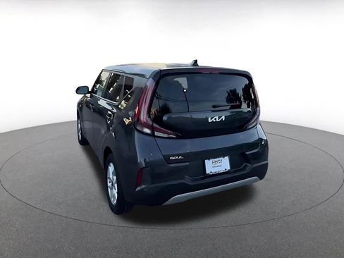 Used 2025 Kia Soul LX w/ LX Technology Package image 11