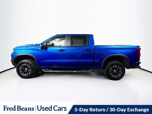 Used 2022 Chevrolet Silverado 1500 ZR2 w/ Technology Package AWD/4WD image 5
