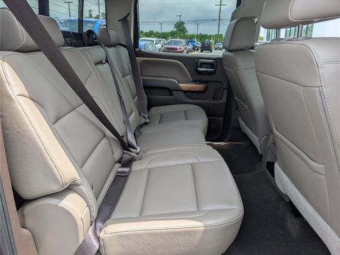 Used 2018 Chevrolet Silverado 1500 LTZ w/ Sport Package AWD/4WD image 11