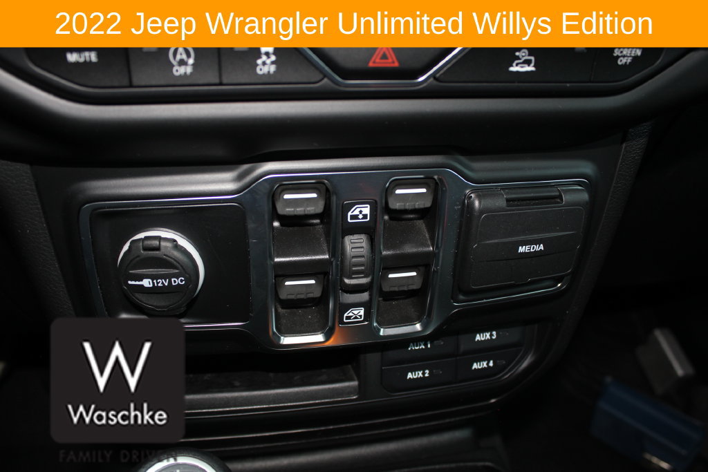 Used 2022 Jeep Wrangler Unlimited Sport AWD/4WD image 28
