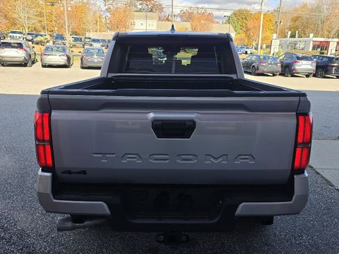 New 2025 Toyota Tacoma TRD Off-Road image 4