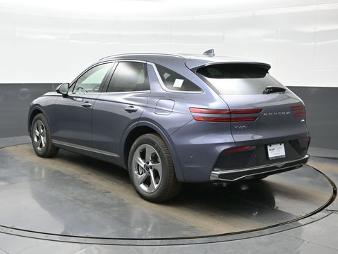 New 2026 Genesis GV70 2.5T Advanced image 4