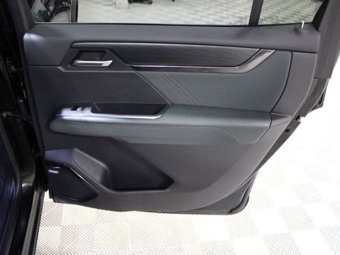 Certified 2024 GMC Acadia AT4 w/ Luxury Package image 23