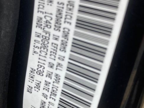 Used 2014 Jeep Grand Cherokee Limited image 20