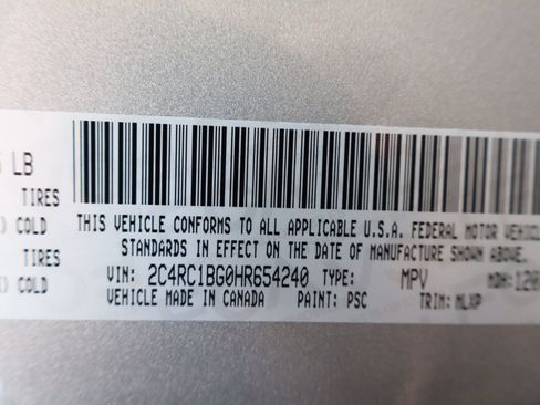 Used 2017 Chrysler Pacifica Touring-L w/ Tire & Wheel Group FWD image 44