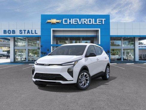 Used 2027 Chevrolet Bolt LT FWD image 8