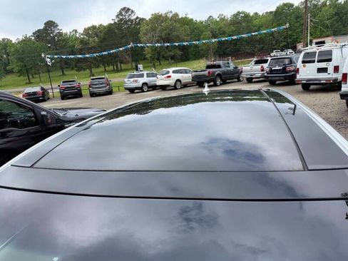 Used 2019 Ford Edge Titanium w/ Equipment Group 301A FWD image 15