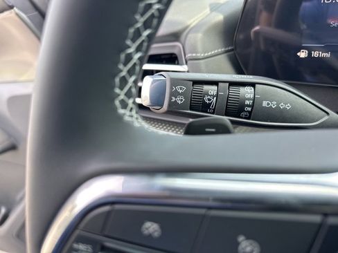 New 2026 Chevrolet Traverse LT w/ Midnight/Sport Edition image 18