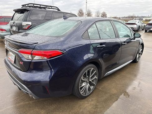 Used 2022 Toyota Corolla SE image 8