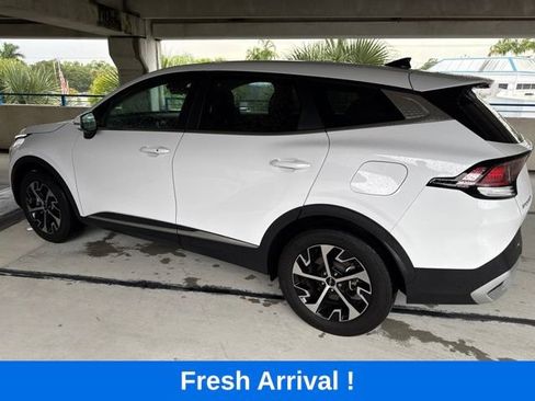 Used 2024 Kia Sportage EX FWD image 18