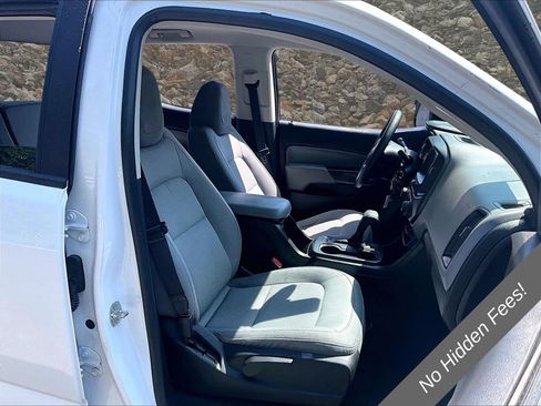 Used 2017 Chevrolet Colorado W/T w/ WT Convenience Package RWD image 6