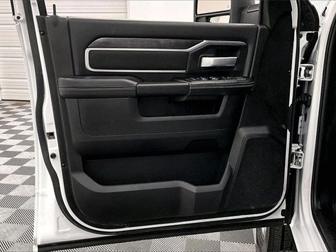 Used 2024 RAM 2500 Big Horn image 18
