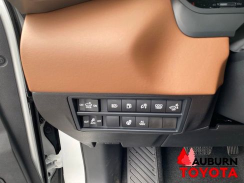 New 2026 Toyota Tundra 1794 Edition AWD/4WD image 31