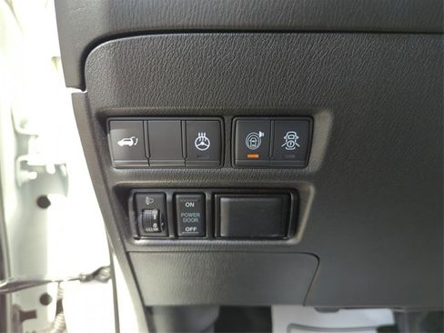 Certified 2019 Nissan Armada Platinum w/ Captain's Chairs Package image 43