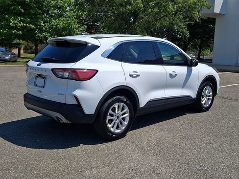 Certified 2022 Ford Escape SE w/ Convenience Package AWD/4WD image 9