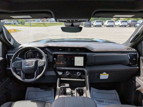 New 2026 GMC Sierra 1500 AT4 w/ AT4 Premium Package AWD/4WD image 22