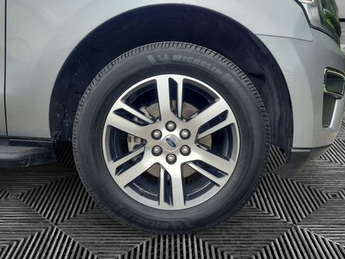 Used 2024 Ford Expedition Max Limited AWD/4WD image 16