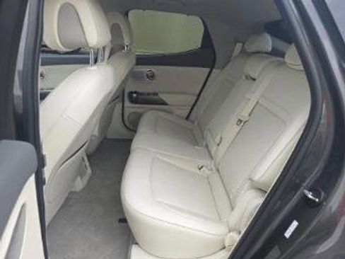 Used 2023 Genesis GV60 Advanced w/ Cargo Package image 17